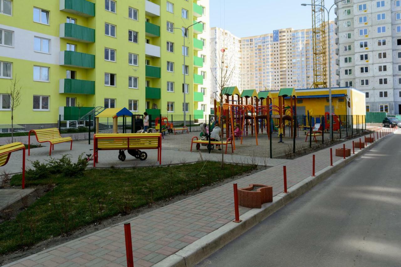 Квартира Подобово На Юлії Здановської, Вднг Kyiv Exterior photo